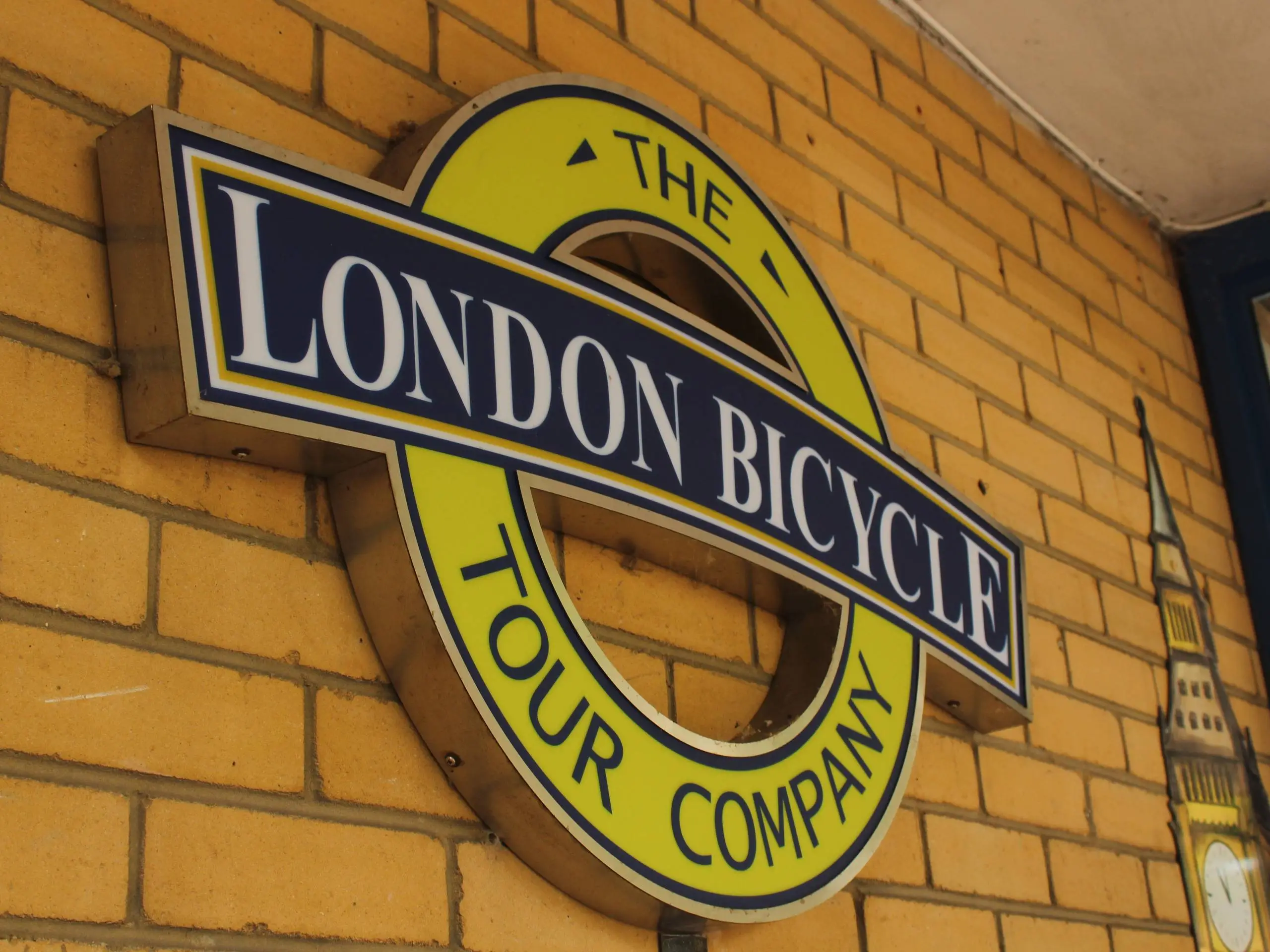 London Bicycle Tour Company sign